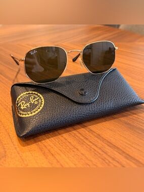 Ray-Ban Gold Frame Hexagonal Flat Lenses